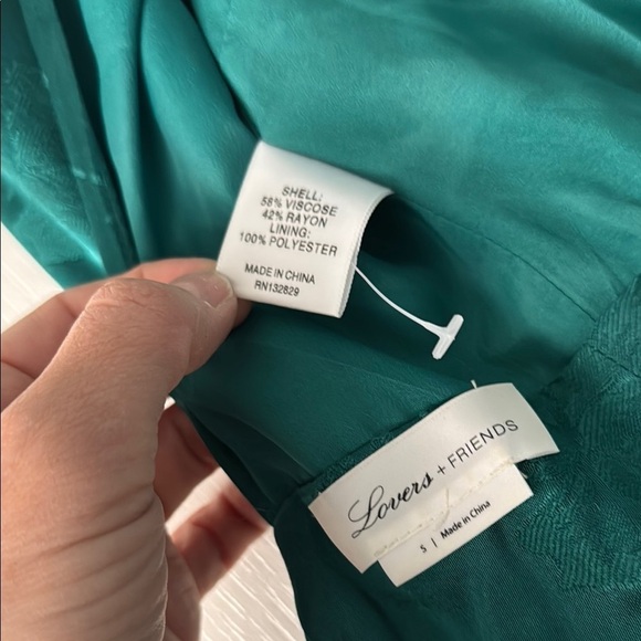 Lovers + Friends Sutton Green Puff Sleeve Tie Front Blouse Size Small NWOT - Picture 5 of 9